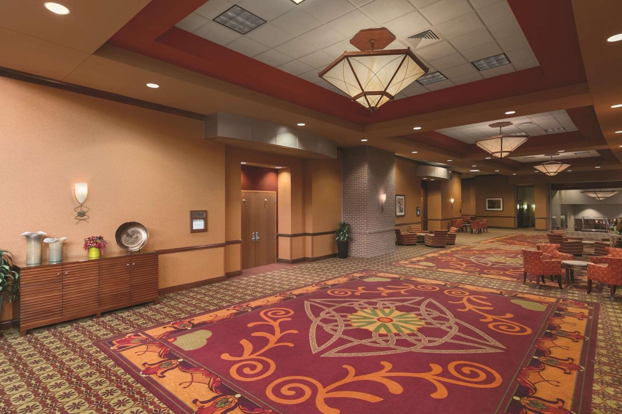 Embassy Suites Omaha- La Vista/ Hotel & Conference Center Экстерьер фото