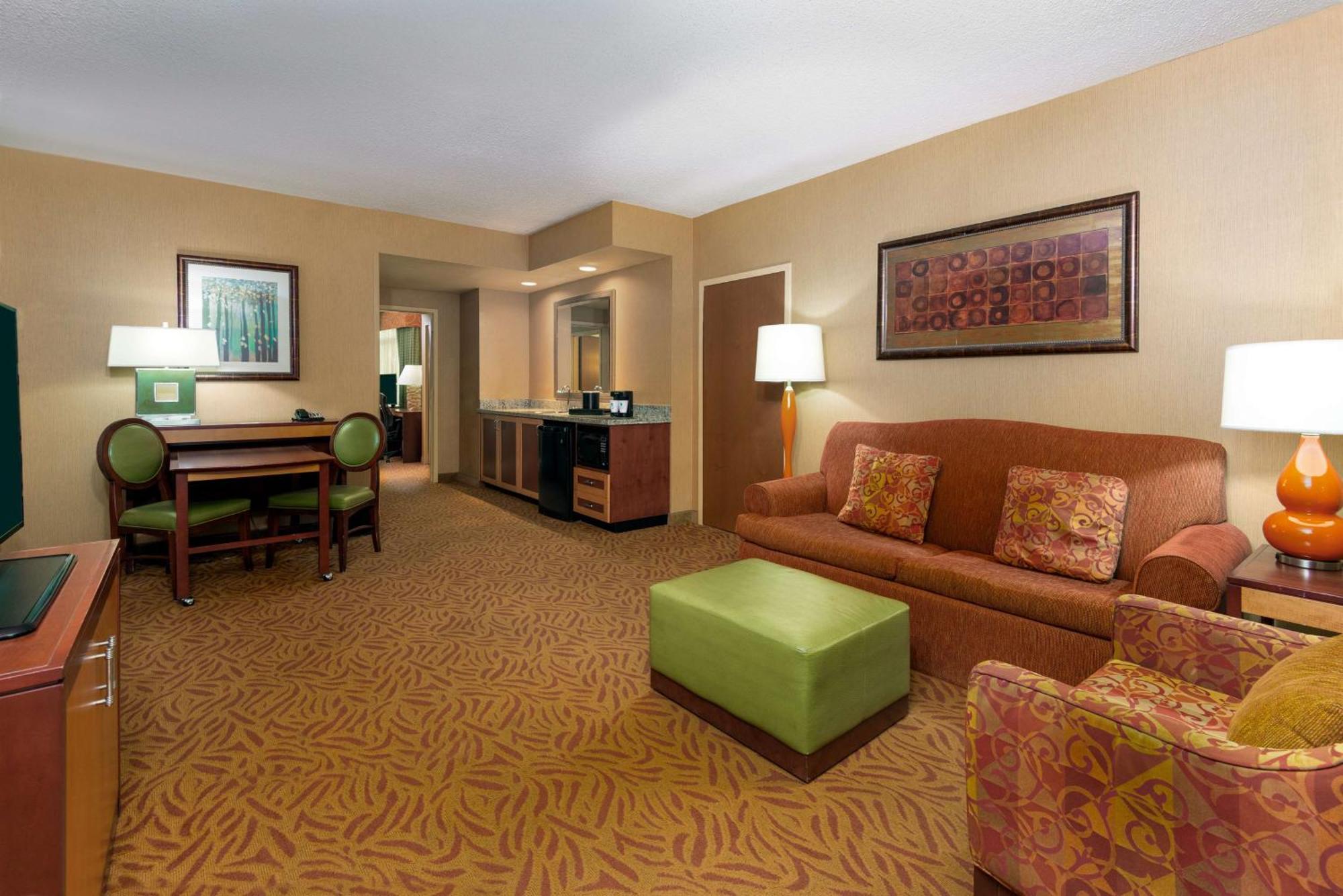 Embassy Suites Omaha- La Vista/ Hotel & Conference Center Экстерьер фото