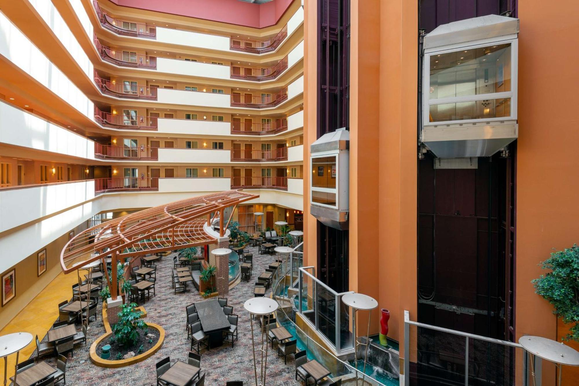 Embassy Suites Omaha- La Vista/ Hotel & Conference Center Экстерьер фото