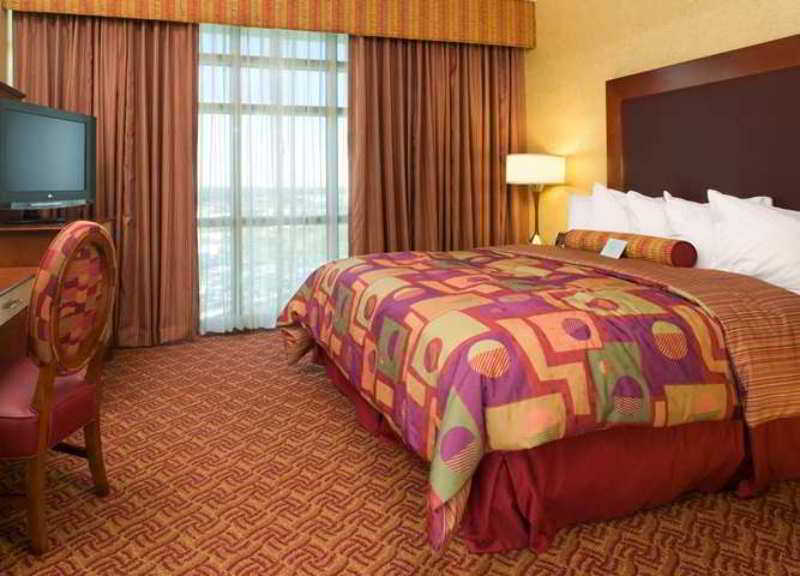 Embassy Suites Omaha- La Vista/ Hotel & Conference Center Номер фото